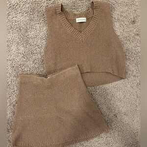 The pants store sweater set! Never worn!